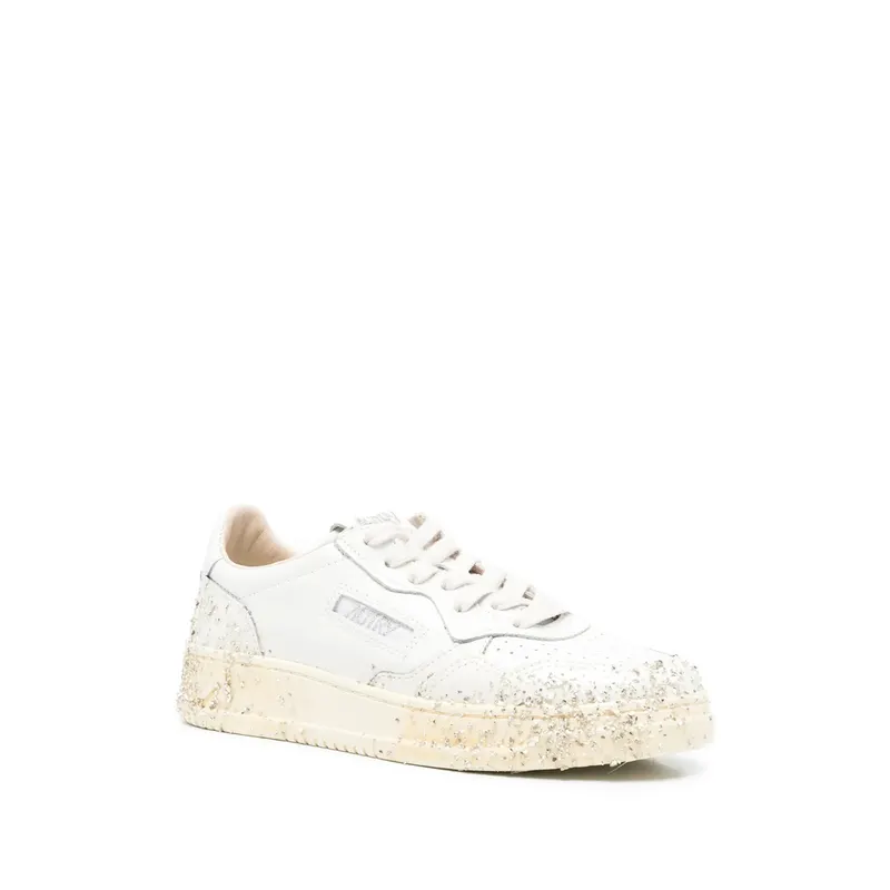 Autry Super Vintage “White” (AVLW TT01)