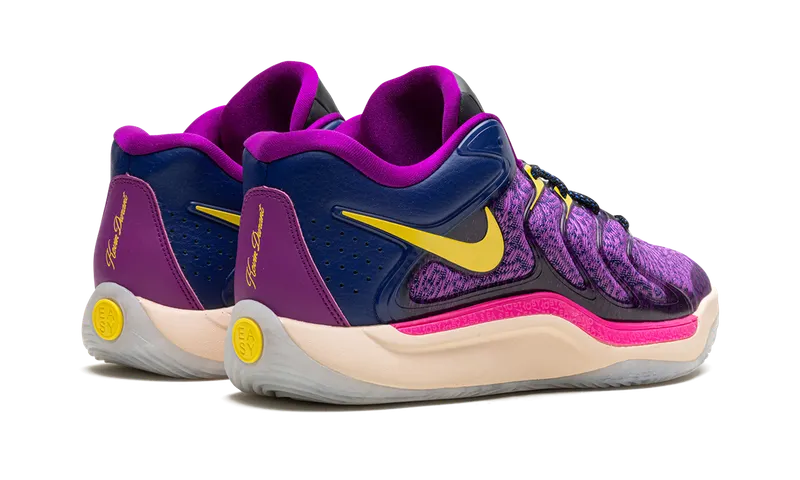 Nike KD 17 “Travel Ball” (FJ9487-400)