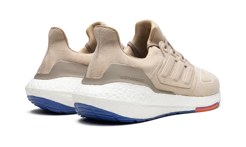Adidas Ultraboost 22 “Magic Beige” (GX9178)