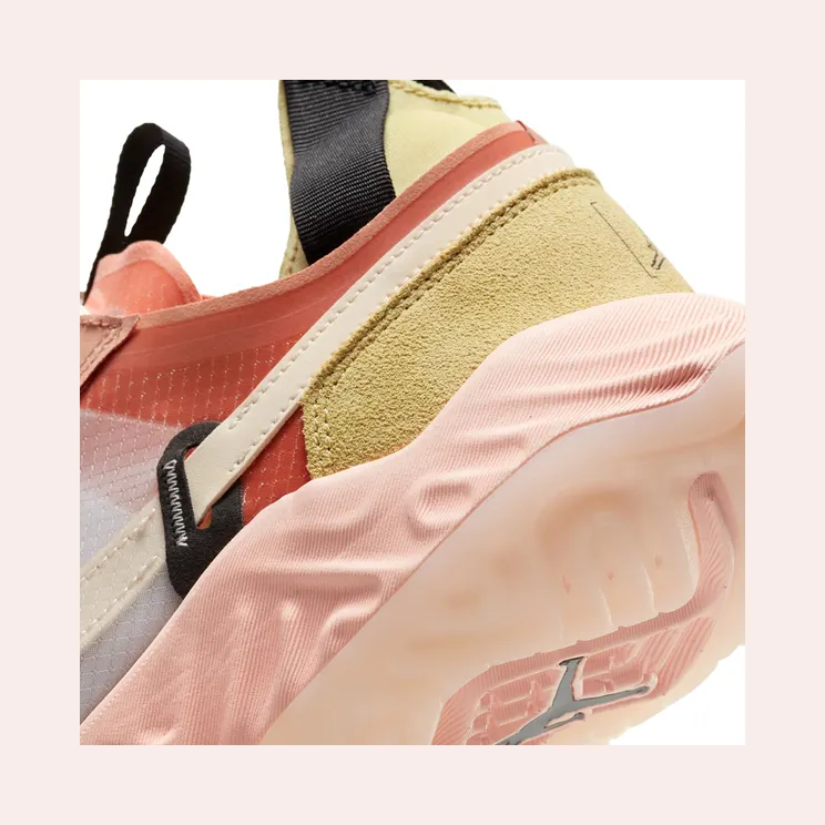 nike-jordan CW0783-104