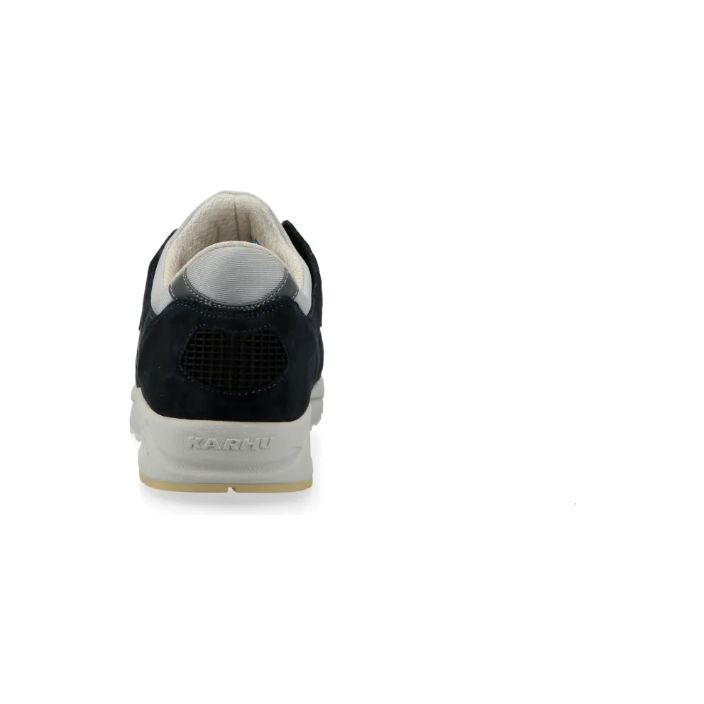 Karhu Aria 95 (india ink / stormy weather) – F803116