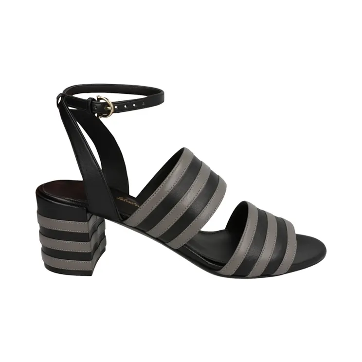 Ferragamo Diandra Block Heel Sandals Black (Narrow Width) (01C287-745572-1B)