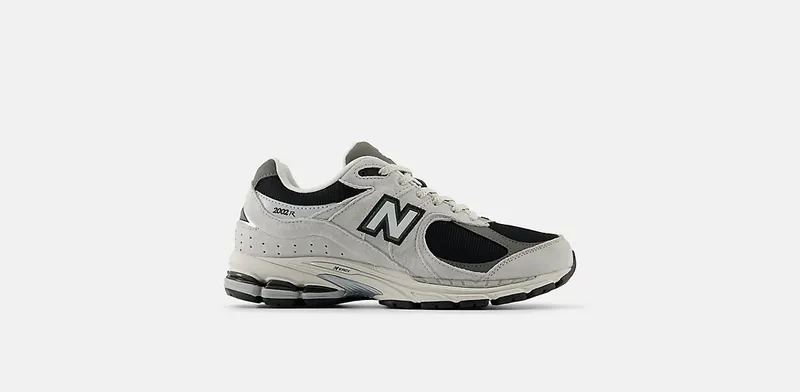 New Balance 2002R Grey Black (M2002RFH)