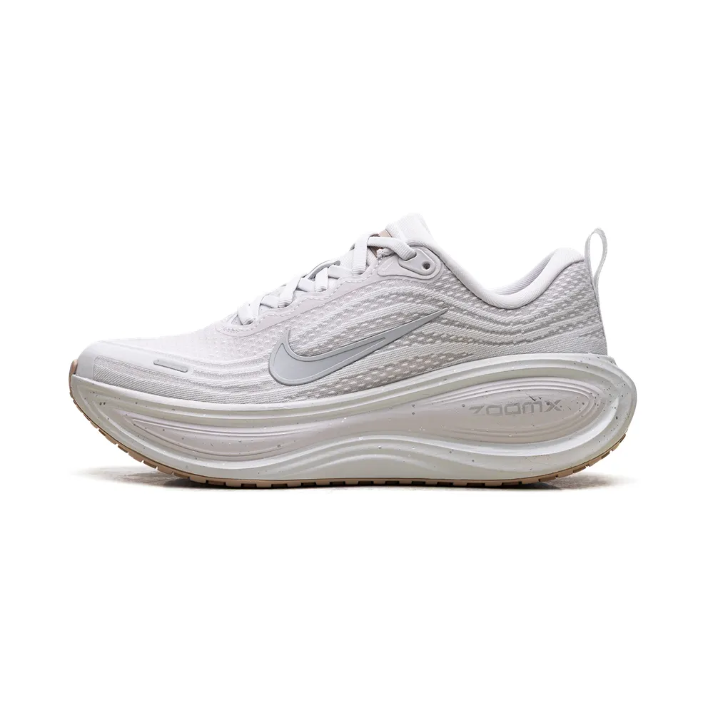 Nike Vomero Plus “Speckle Vast Grey Wolf Grey” (IO4323-001)