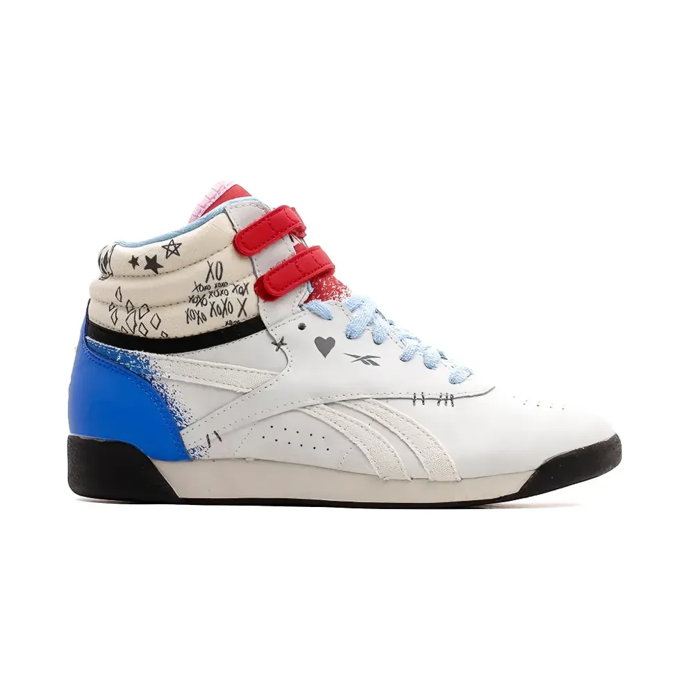 Reebok mit Riemen-Print – Nude (HQ4572)