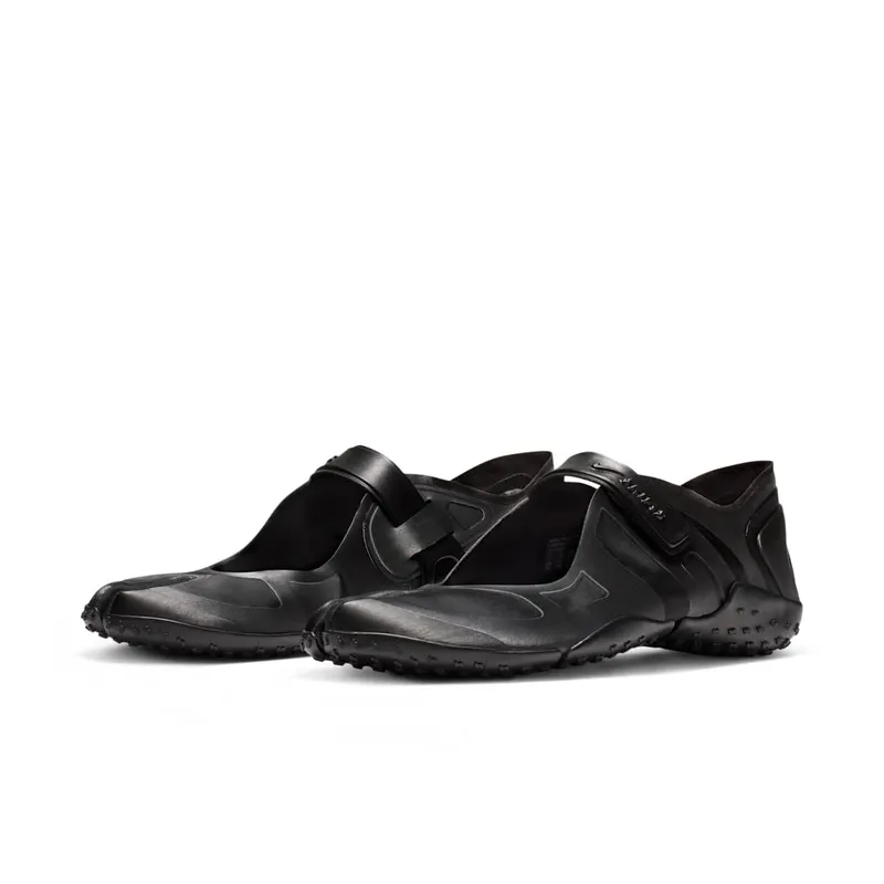 Nike Air Rift Satin “SKIMS – Black” (IQ7158-001)