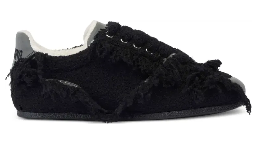 Moschino Sneakers mit ausgefransten Kanten – Schwarz (MA15311G1OM31)