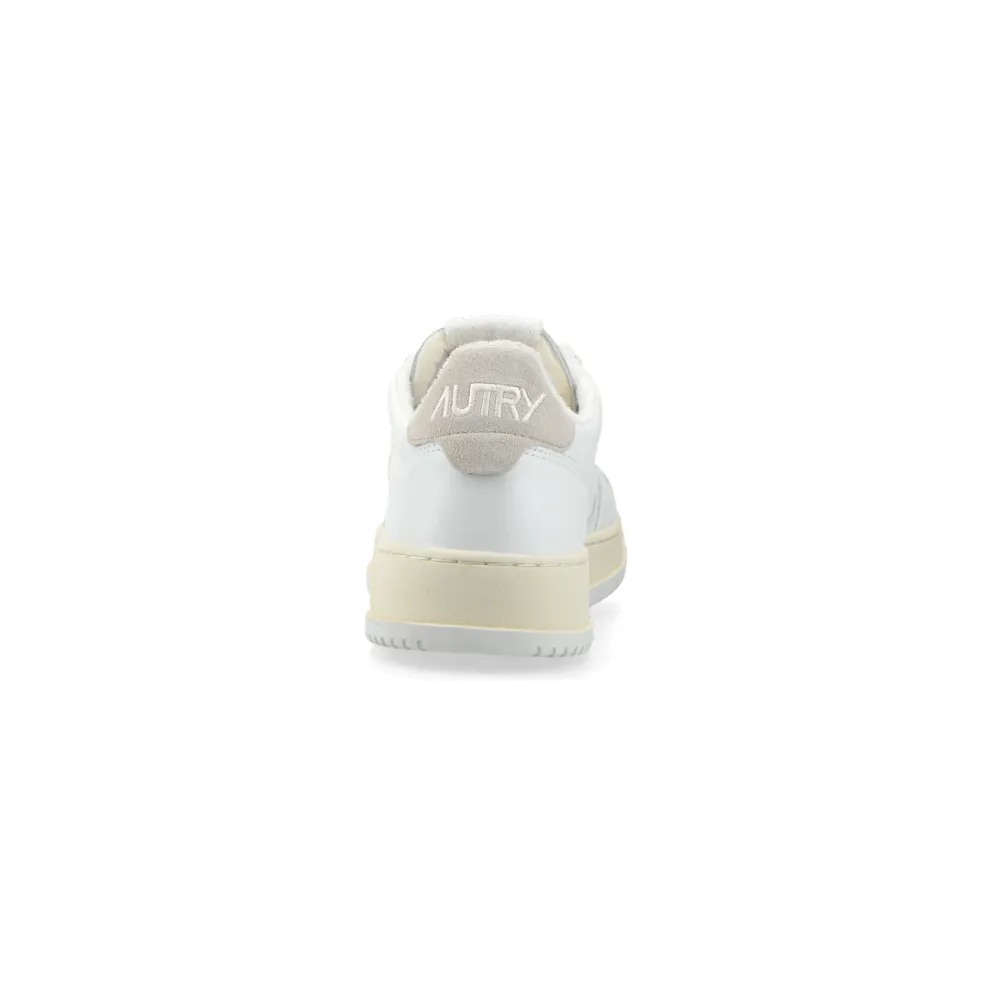 Autry Medalist Low W (White / ivory) – AULWVS05