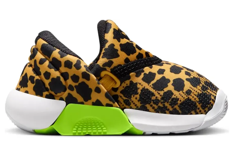 nike-swoosh-go IV5719-700