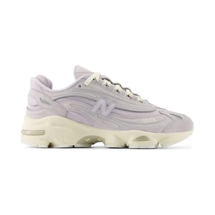 New Balance 1000 “Pearl Grey Taro” (M1000LAL) — Y2K-glans zonder geschreeuw