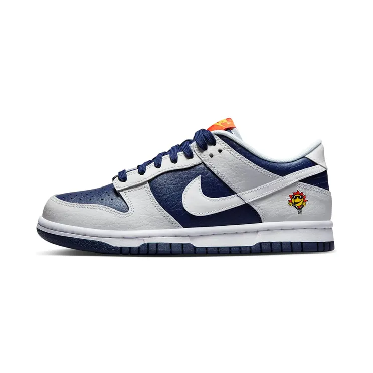 Nike Dunk Low GS UV Reactive “Photon Dust / Midnight Navy / Blue Tint / White” (FN6968-025)