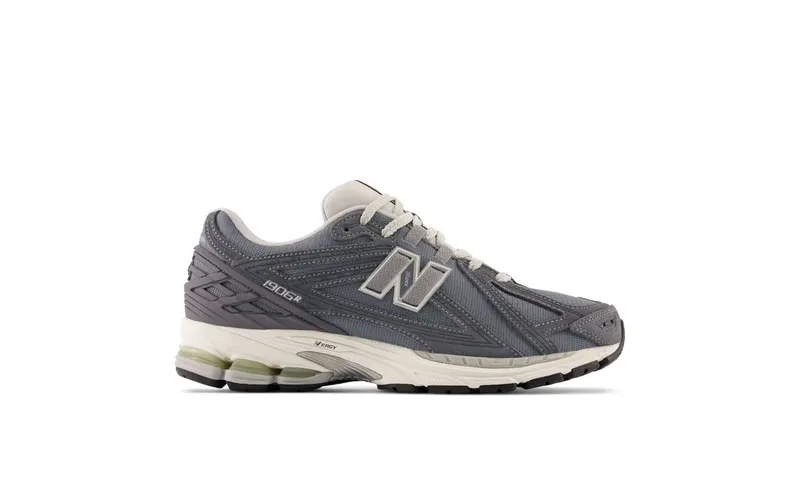 New Balance 1906R “TITANIUM” (M1906RV)