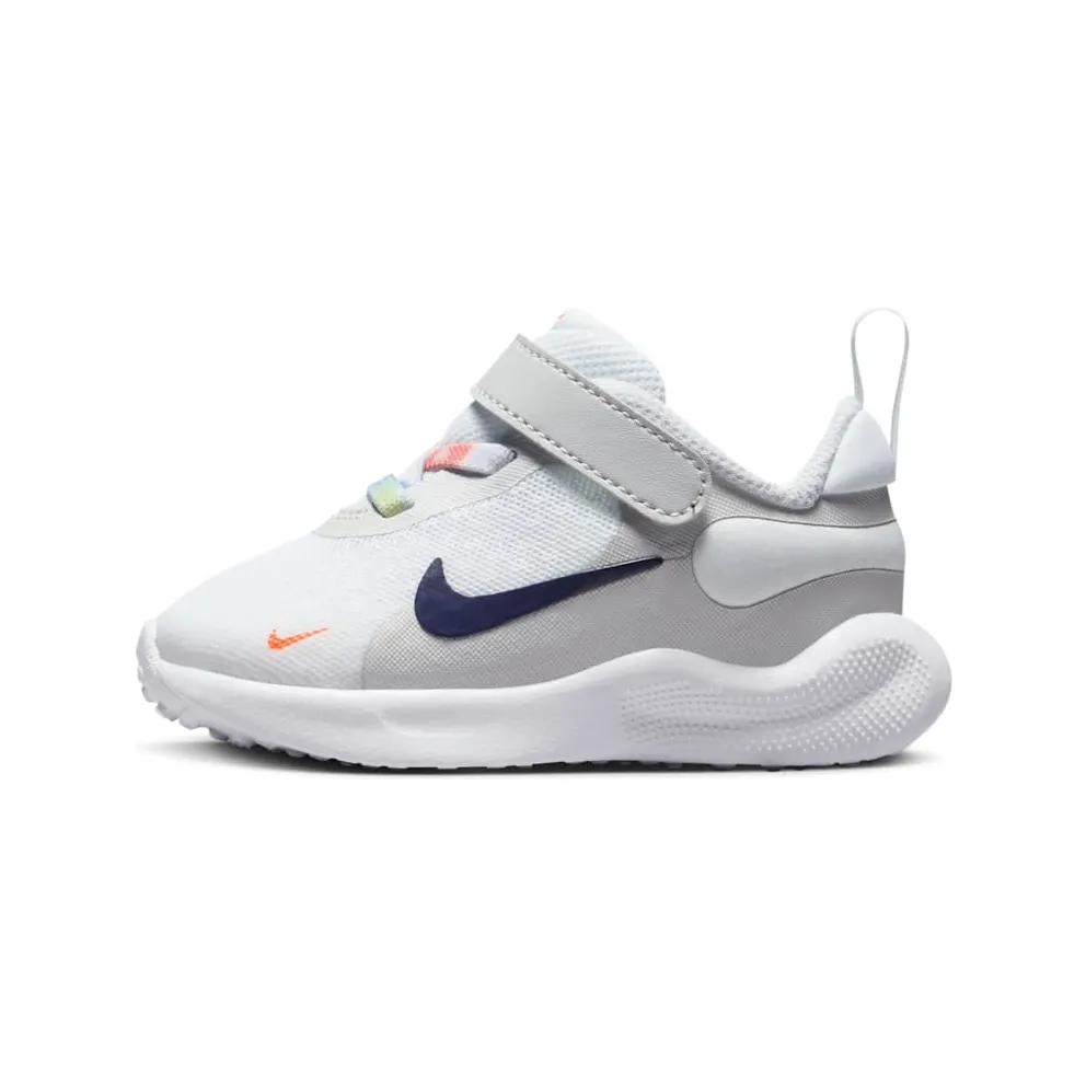 Nike Revolution 7 SE White Photon Dust Vapor Green Midnight Navy (FN4990-100)