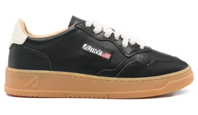 Autry Medalist leren sneakers met geperforeerd detail en logopatch – Zwart (AULMBD04)