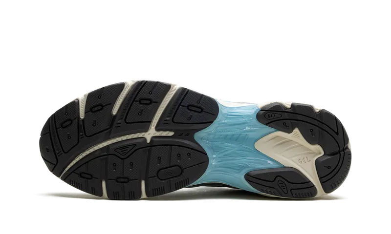 Asics GT-2160 “White / Pure Silver” (1203A544-101)