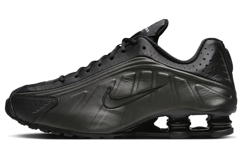Nike Shox R4 (black / black / black / bright crimson) – HQ1988-001