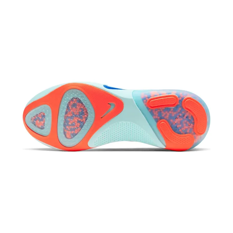 nike-free AQ2730-100