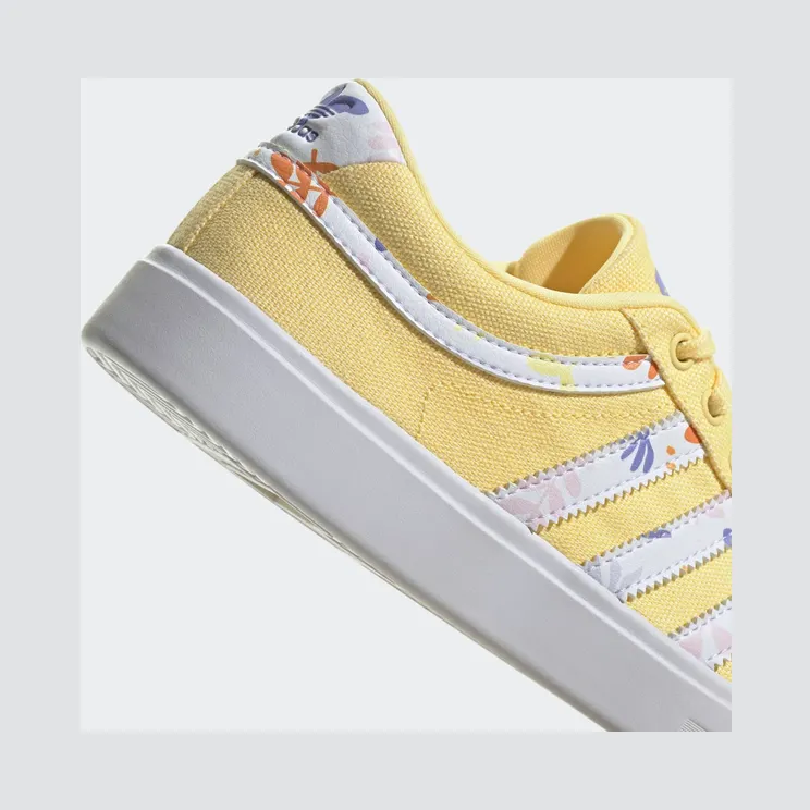 adidas-bryony GX8175