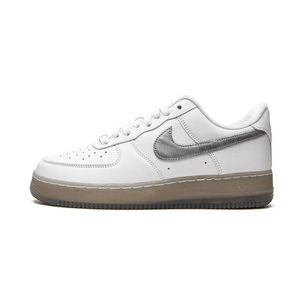 Nike Air Force 1 “White / Metallic Silver” (DX3945-100)