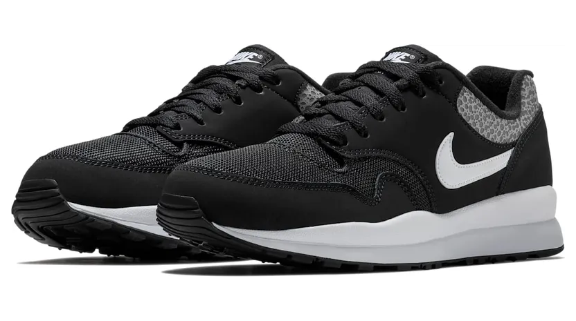 nike-air-safari 371740-009