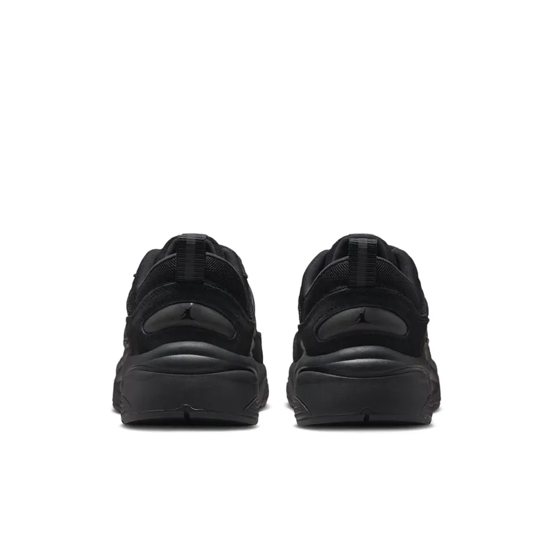 Jordan Trunner O/S “Black Cat” (IB3722-003)
