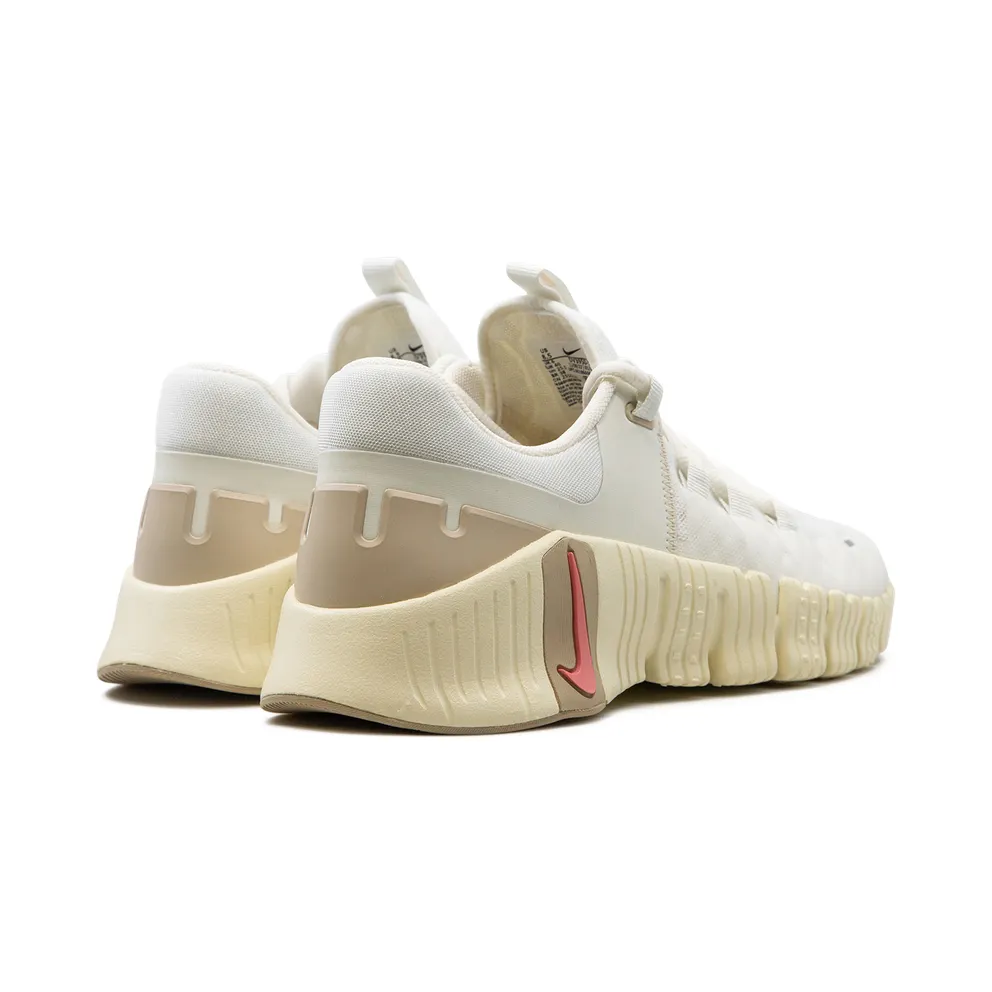 Nike Free Metcon 5 “Sail Sanddrift” (DV3950-100)