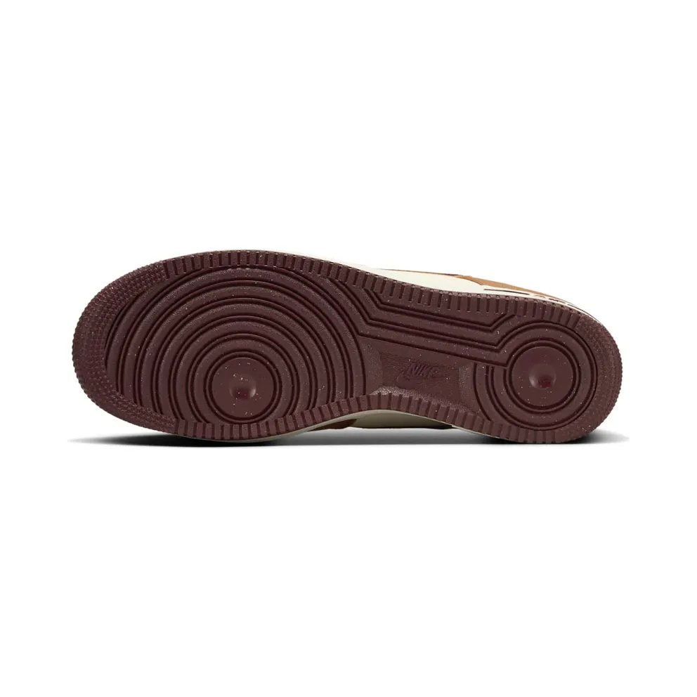 Nike Air Force 1 ’07 LV8 (british tan / burgundy crush) – FQ8713-200