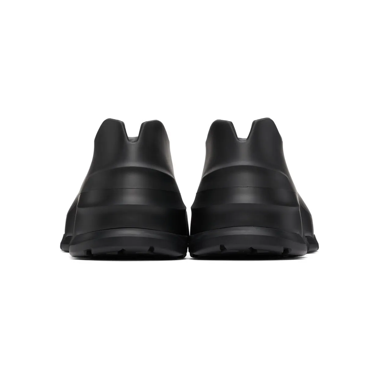 Givenchy Black Monumental Mallow Low Sneakers (BEZ00PE185) (4)