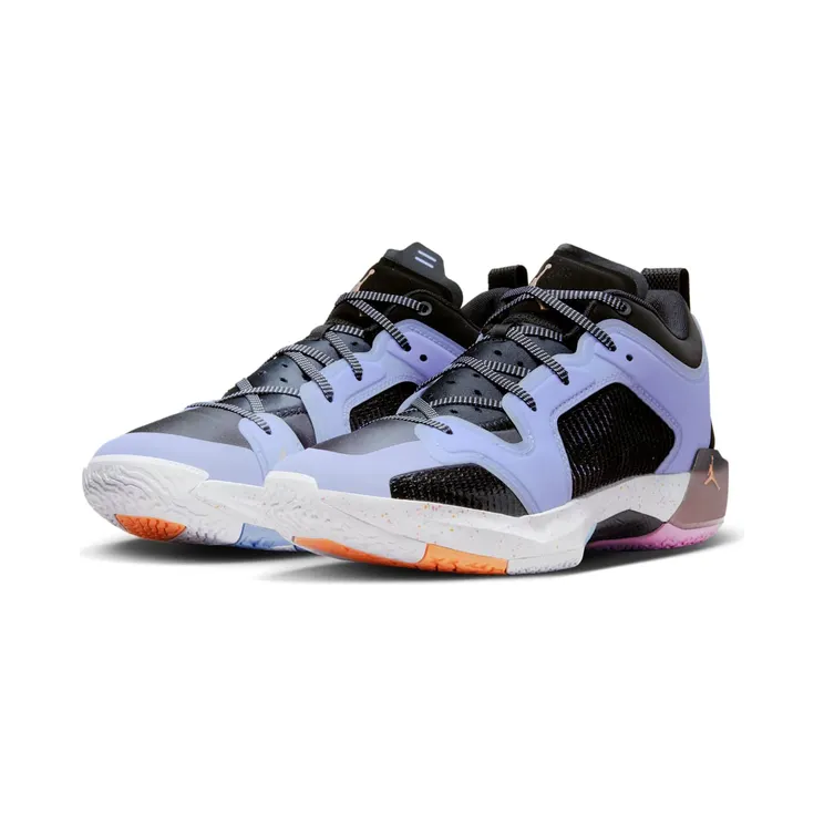 air-jordan-37 FD8701-001