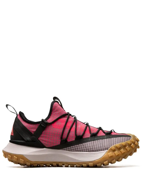 Nike ACG Mountain Fly sneakers – Pink (DC9045)