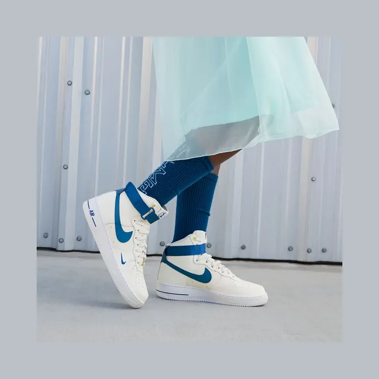 nike-air-force DQ7584-100