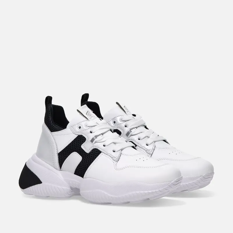 Hogan Interaction White (HXW5250CW70OKT0PU8)
