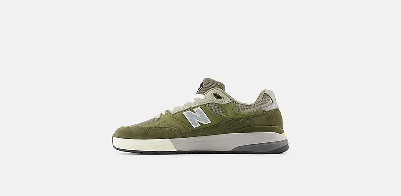 New Balance Numeric 933 Andrew Reynolds Olive (NM933JKL)