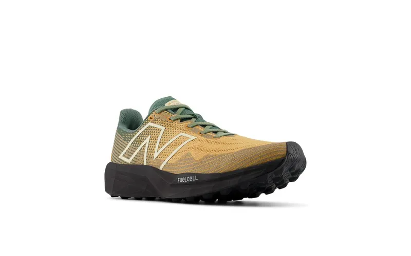 New Balance FuelCell Venym Dried Apricot Black Cement Juniper