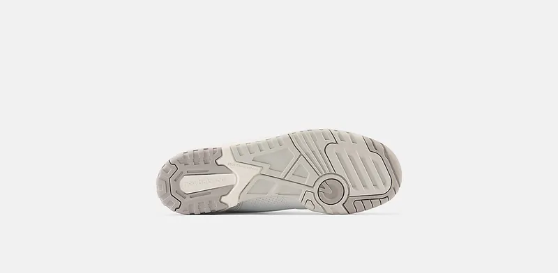 New Balance 550 “White / Grey / Black” (BB550NCL)