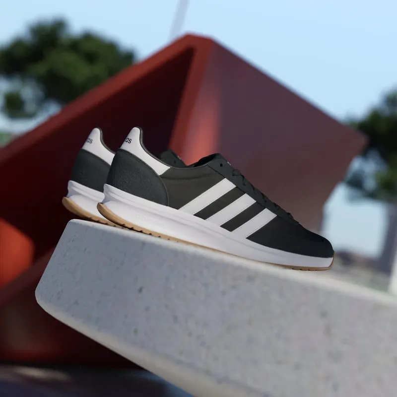 Adidas RUN 70s 2.0 Core Black / Cloud White / Cloud White (IH8585)