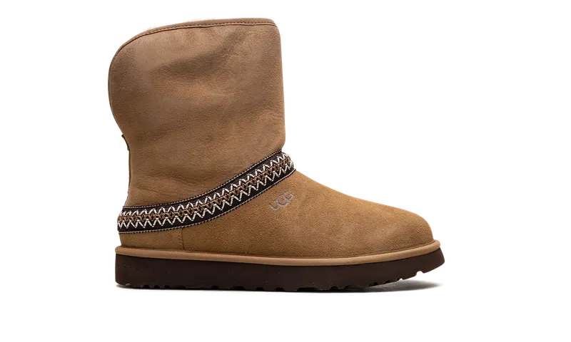 Ugg Classic Short Crescent Boot “Chestnut” (1161770-CHE)
