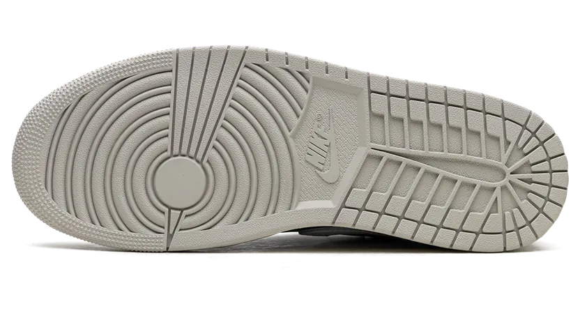 air-jordan-1 CZ0775-001