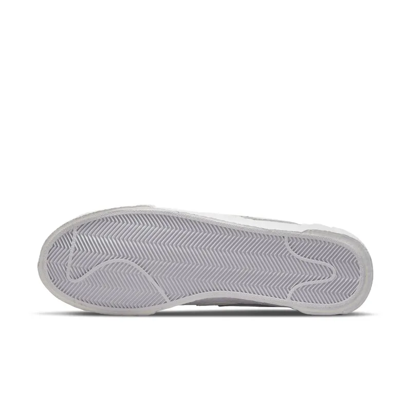 Nike x Sacai Blazer Low White Patent Leather (DM6443-100)
