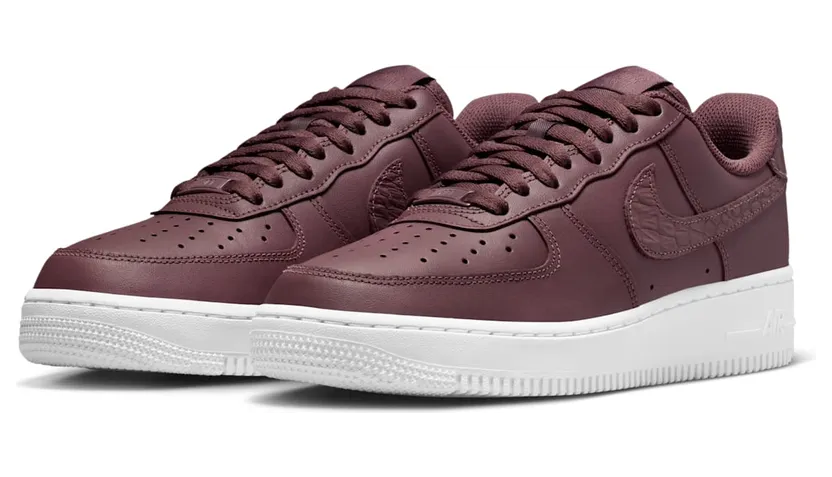 nike-air-force IO4837-500
