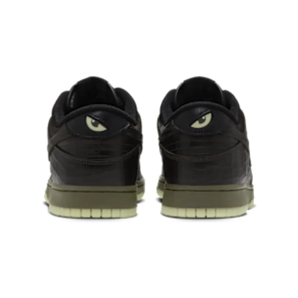 Nike Dunk Low – Halloween – “Bog Green / Black / Luminous Green / Bog Green” (IX5169-300)