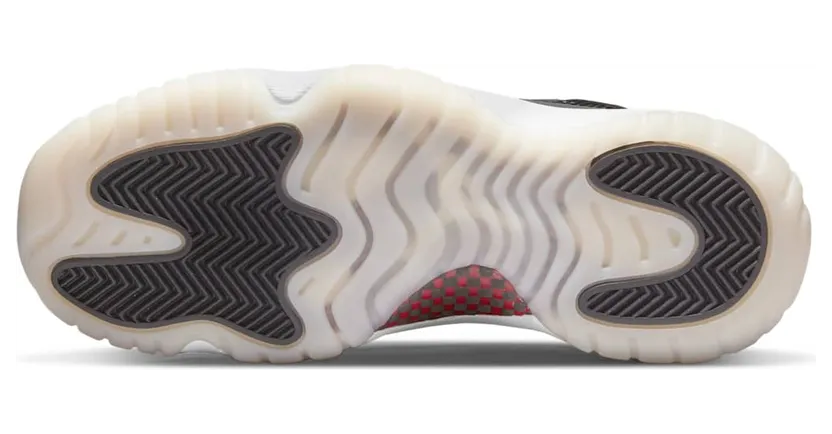 air-jordan-11 528896-001