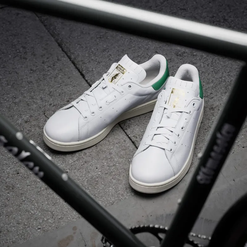 Adidas Velostan Smith Cloud White / Cloud White / Off White (IE8398)