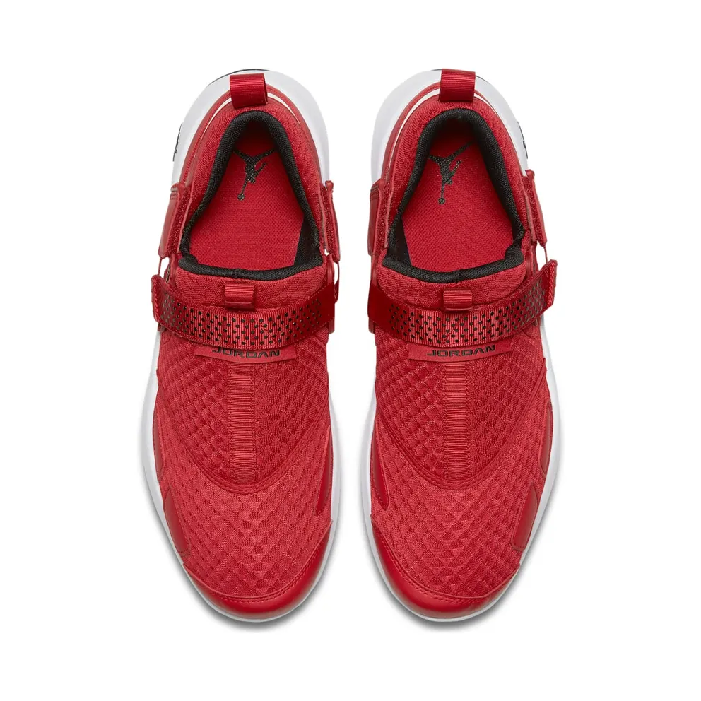 Jordan Trunner LX Gym Red Gym Red/Black-White (897992-601)