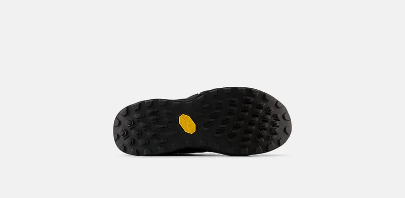 New Balance Fresh Foam X Hierro v8 Black Magnet (UHIERAE)