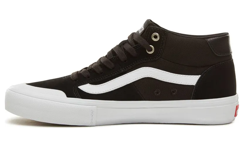 vans-style VN0A3DOVY28