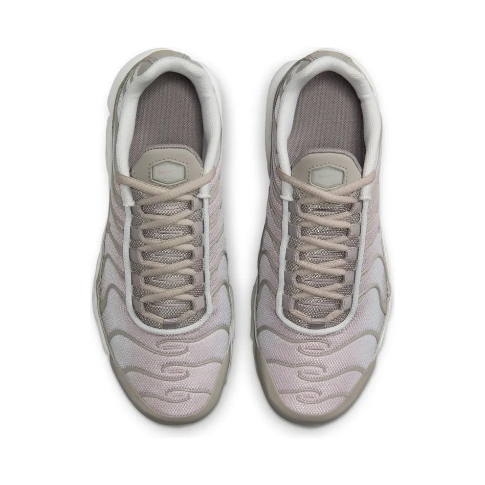 Nike Air Max Plus Photon Dust Enigma Stone White Particle Rose (CD0609-035)