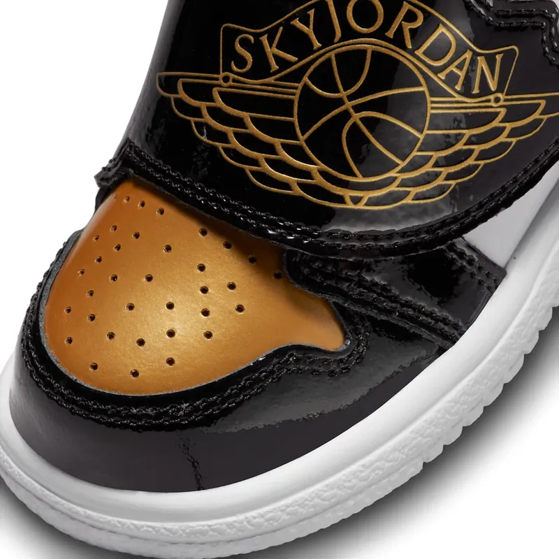 Sky Jordan 1 Mid Black Metallic Gold White (DV6068-071)