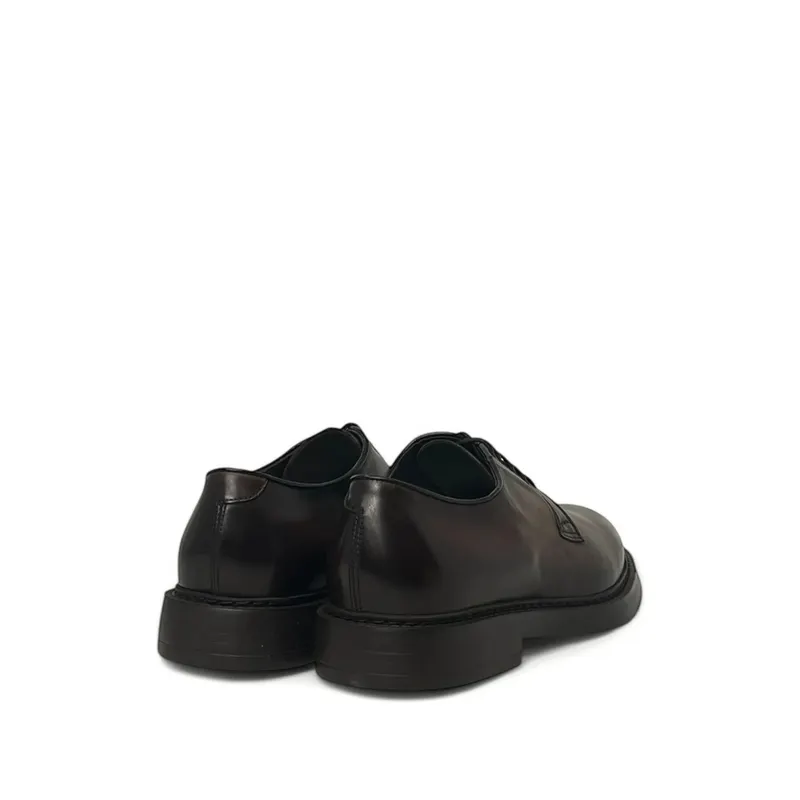 Doucal’s “Black” (DU1385BRUXUF18 8TM04)
