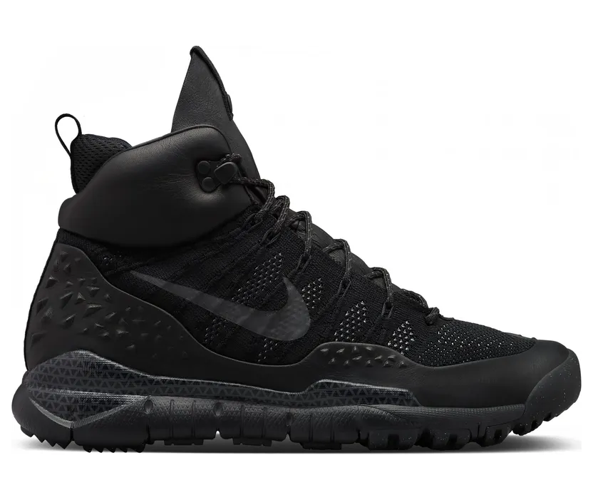 nike-acg 826077-001